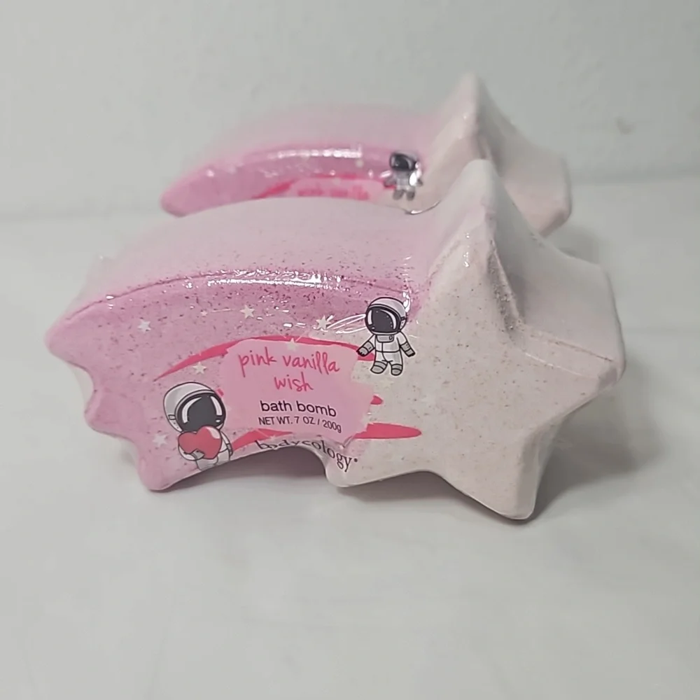 New Bodycology Pink Vanilla Wish Shooting Star Bath Bomb 7oz. 2 pieces